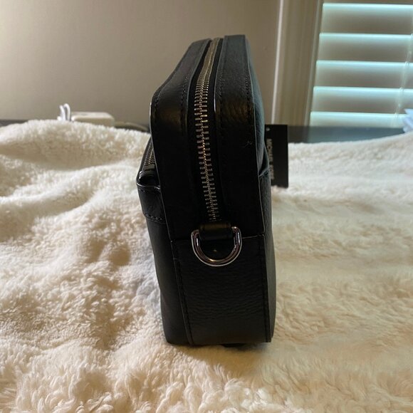 Michael Kors Utility Cross Body Leather Bag - Color Black & White - Picture 4 of 8